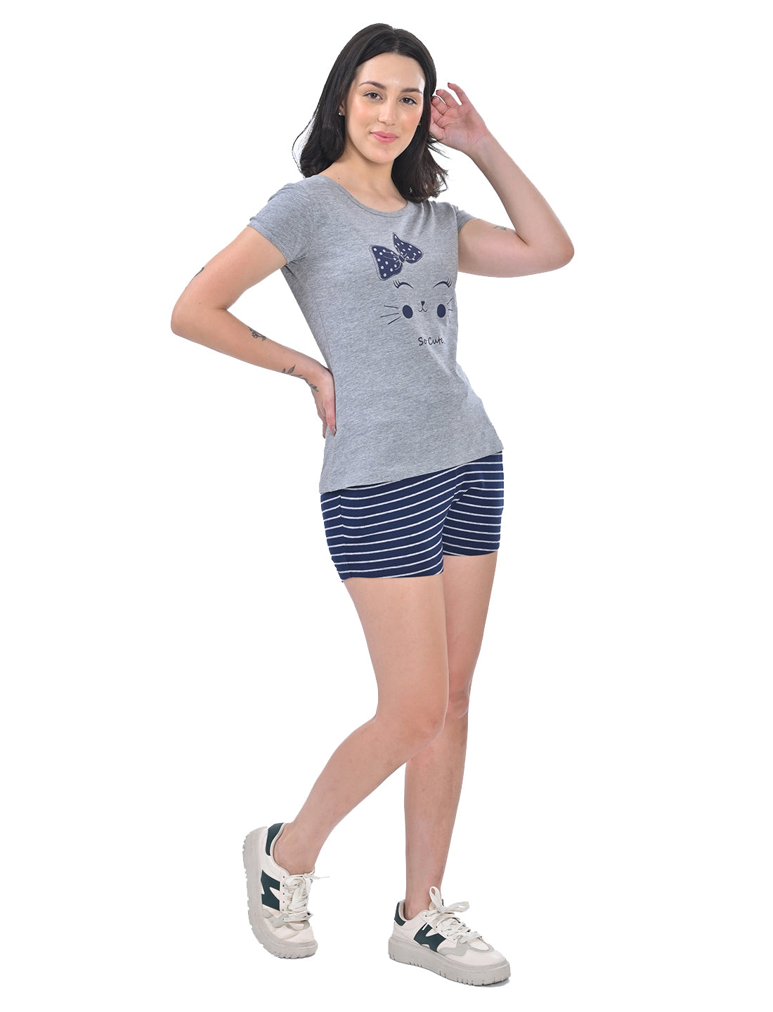 Women’s Short-Sleeve Graphic T-Shirt with Striped Shorts