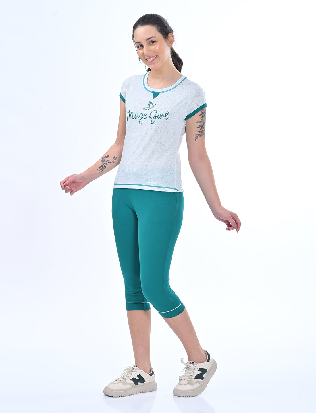 Women’s Casual Lounge Set with Graphic T-Shirt and Teal Capris