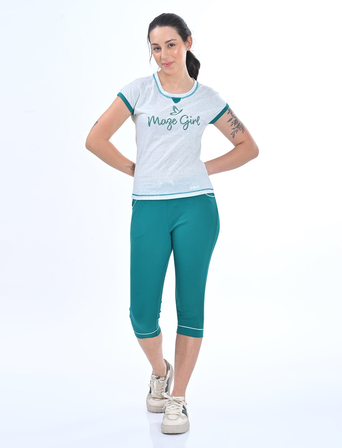 Women’s Casual Lounge Set with Graphic T-Shirt and Teal Capris