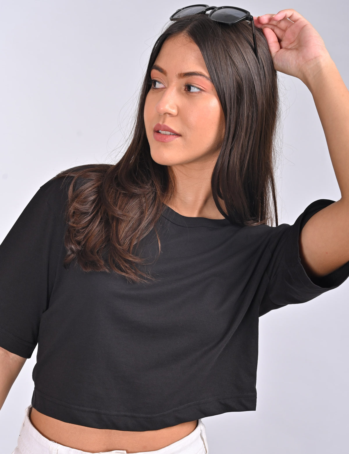 Women’s Solid Crew Neck Cropped T-Shirt