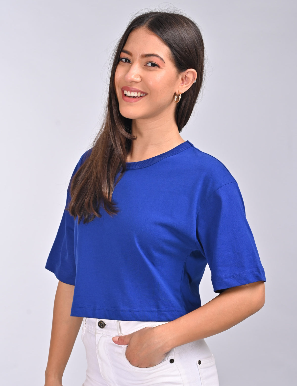 Women’s Solid Crew Neck Cropped T-Shirt
