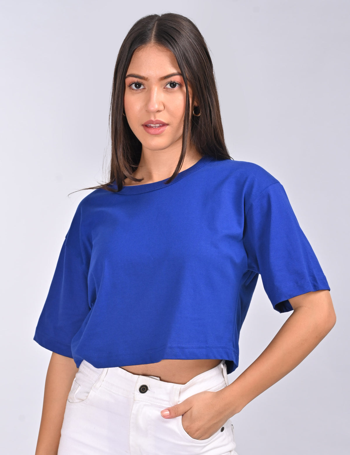 Women’s Solid Crew Neck Cropped T-Shirt