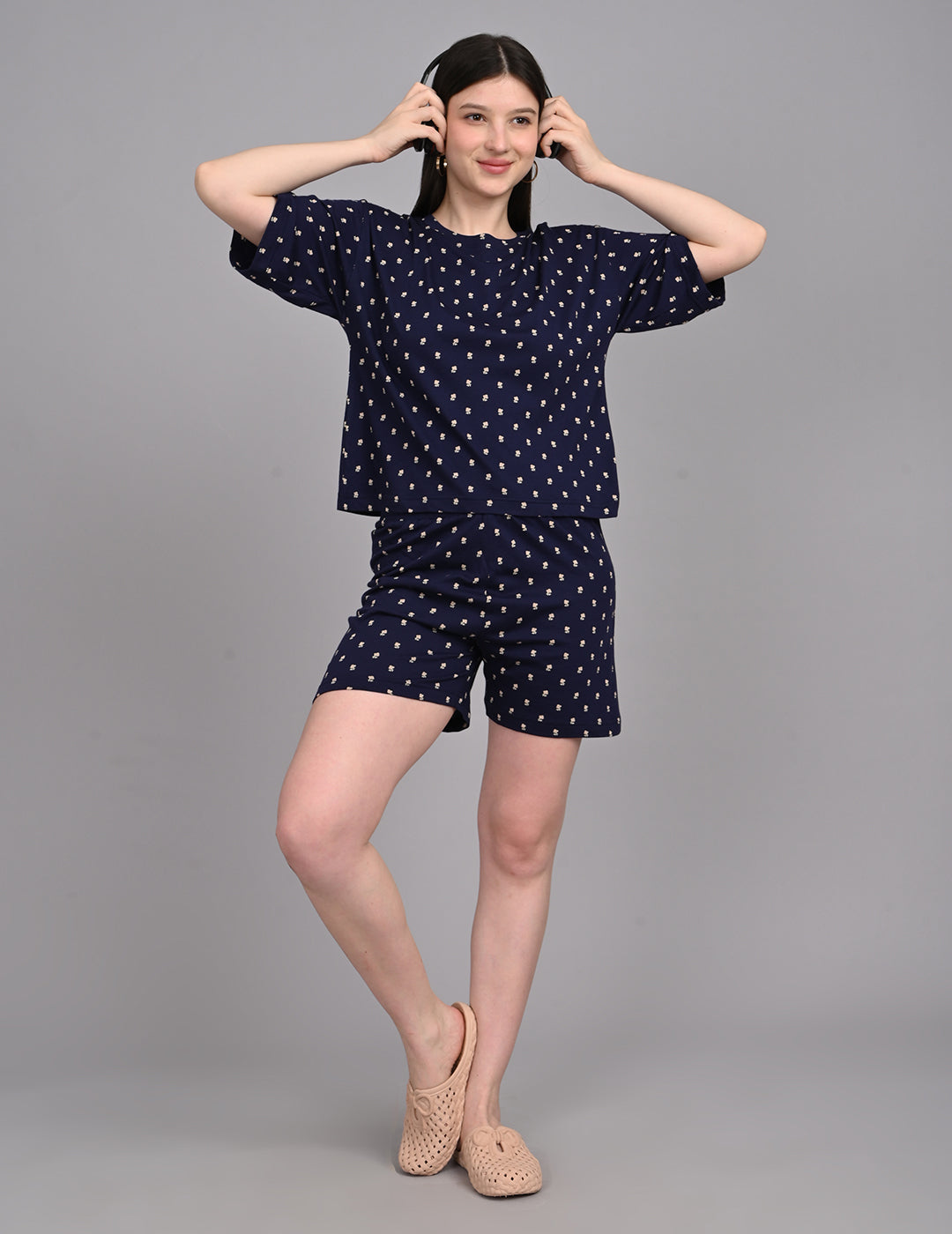 Women's Relaxed Round-Neck All-Over Printed Loungewear Set