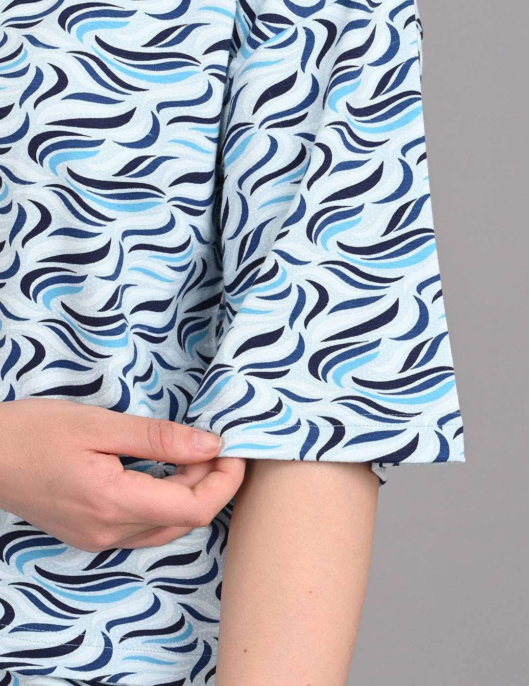 Women's Relaxed Round-Neck All-Over Printed Loungewear Set