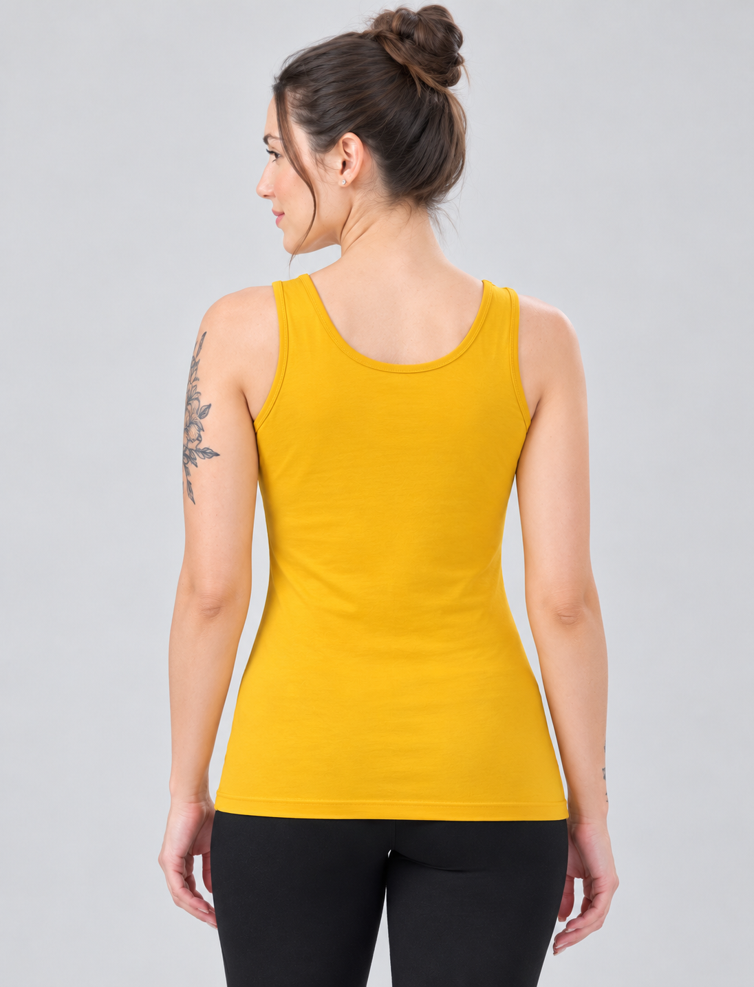 Women’s Sleeveless Scoop-Neck Western Top