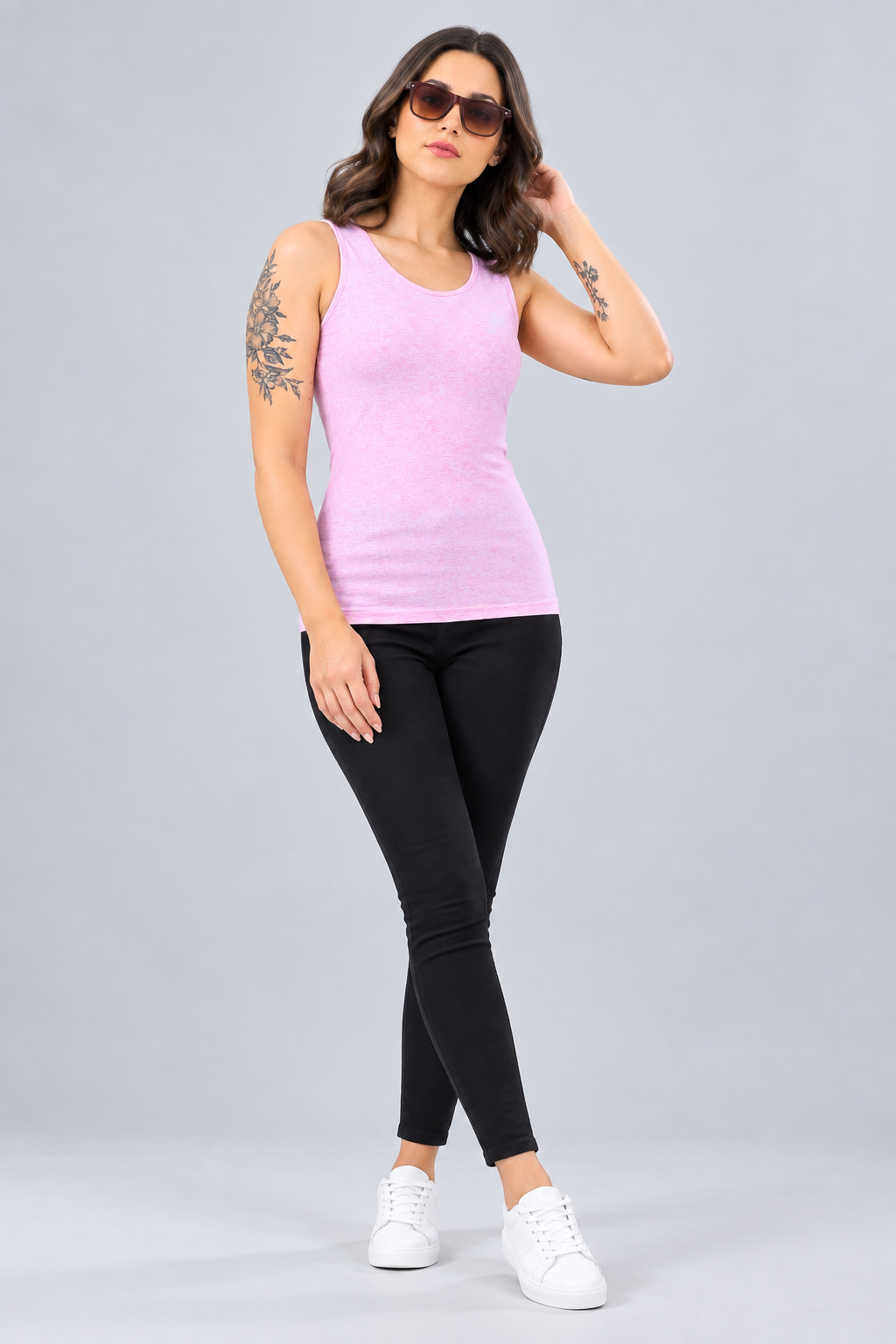 Women’s Sleeveless Scoop-Neck Western Top