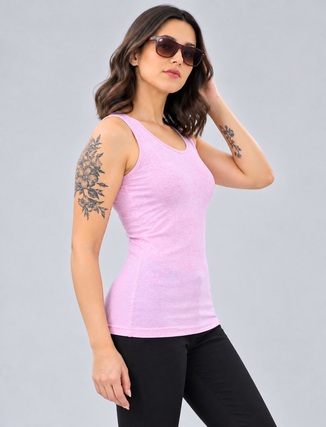 Women’s Sleeveless Scoop-Neck Western Top