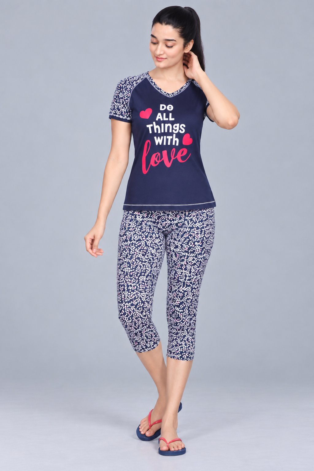 Women’s Printed Lounge T-Shirt & Capri Set